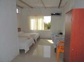 Hospedaje Sun Beach con piscina