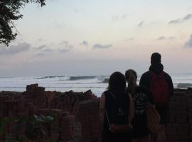 梅德威秘密冲浪营旅馆