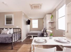 Superior Apartel Sleeps 4，位于圣地亚哥的度假短租房