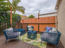 Cottage By Mission Bay，位于圣地亚哥的度假短租房