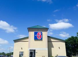Motel 6 Moline