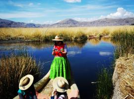 Paraje Del Titicaca Los Uros