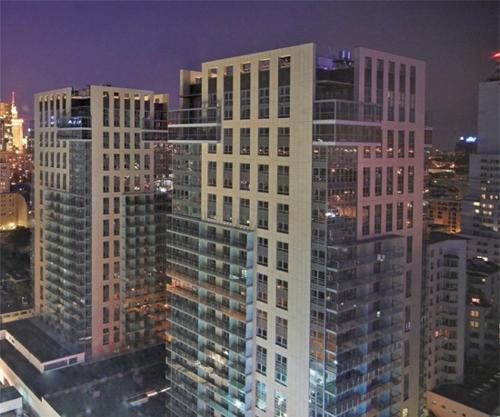 Platinum Towers Country 2 Country