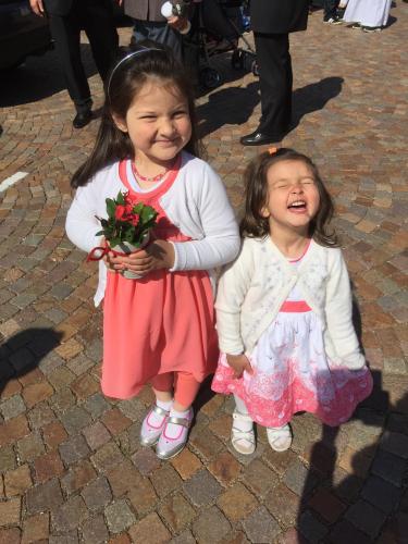 Die Junior-Gastgeberinnen Magdalena und Anna Lechner