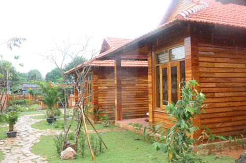 Green Ruby villas