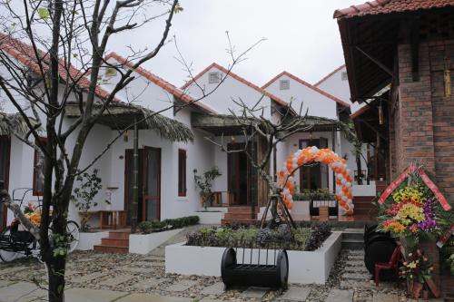 Hue Riverside Villa