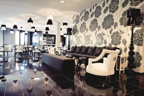 Davinci lounge area