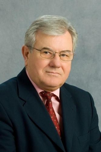 dr. Szabó Endre tulajdonos
