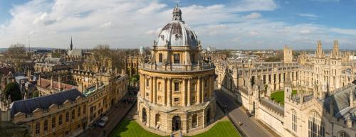 Oxford Apartment