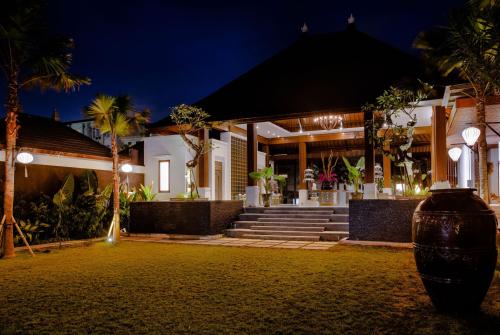 S18 Bali Villas