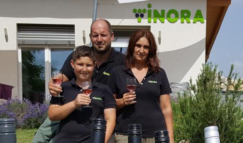 Nóra & Tomi & Sándor Molnár Family Apartman Nóra
