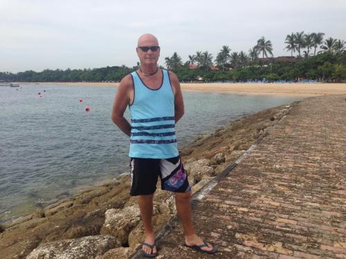 Hi I'm Gavin - owner of the beautiful Villa Kibbi